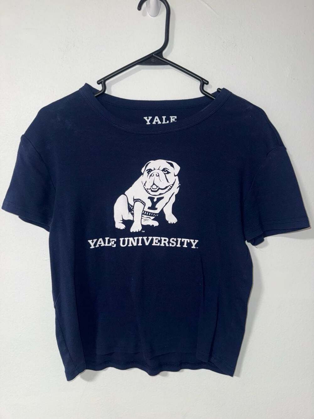 Yale University Handsome Dan Bulldog Graphic Cropped T-Shirt Navy Blue XL